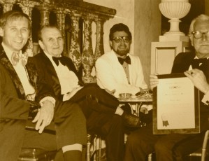 Piet, Dai Vernon, Joe Cassari, andMike Skinnner